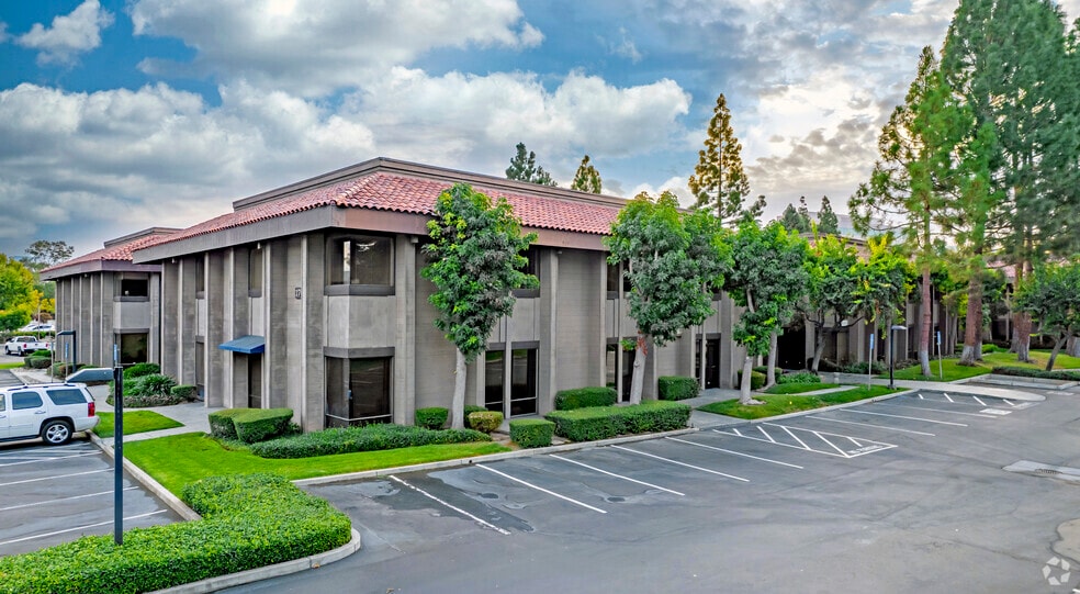 1770-1798 Technology Dr, San Jose, CA for lease - Building Photo - Image 2 of 4