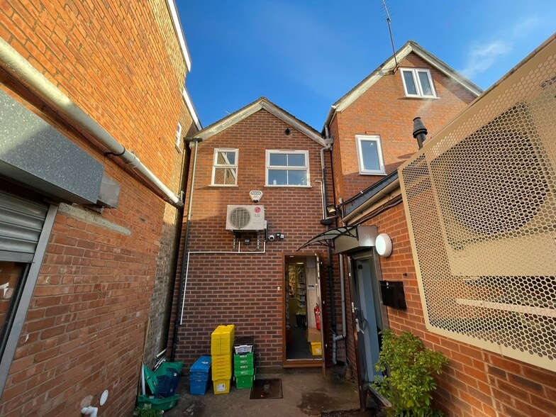 90 Hagley Rd, Stourbridge for lease - Building Photo - Image 2 of 4