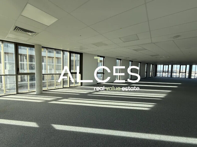 19 Rue Carle Vernet, Bordeaux for lease - Interior Photo - Image 2 of 5