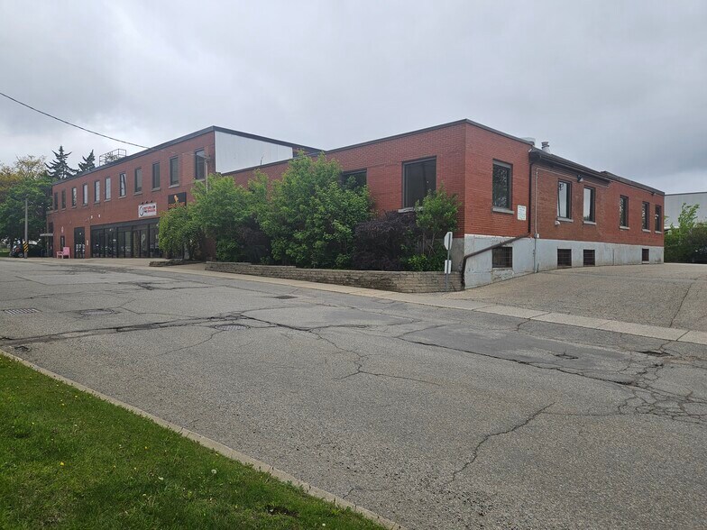 900 Guelph St, Kitchener, ON for sale - Building Photo - Image 1 of 1
