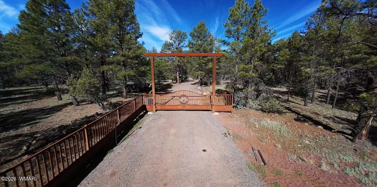 950 Birdsong Wy, Lakeside, AZ for sale Primary Photo- Image 1 of 36