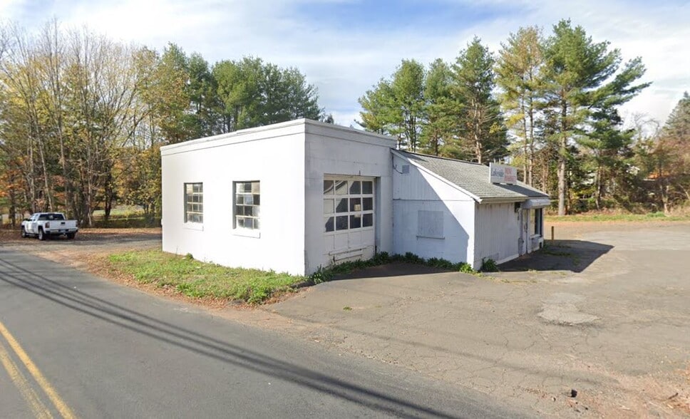 275 Baileyville Rd, Middlefield, CT à vendre - Photo du bâtiment - Image 2 de 2
