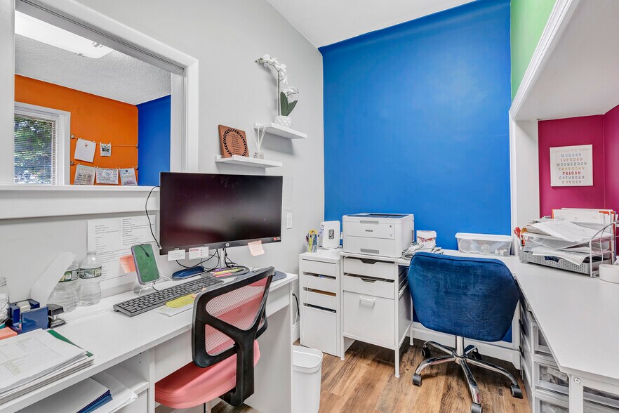 482 Manor Rd, Staten Island, NY à louer - Photo intérieure - Image 3 de 10