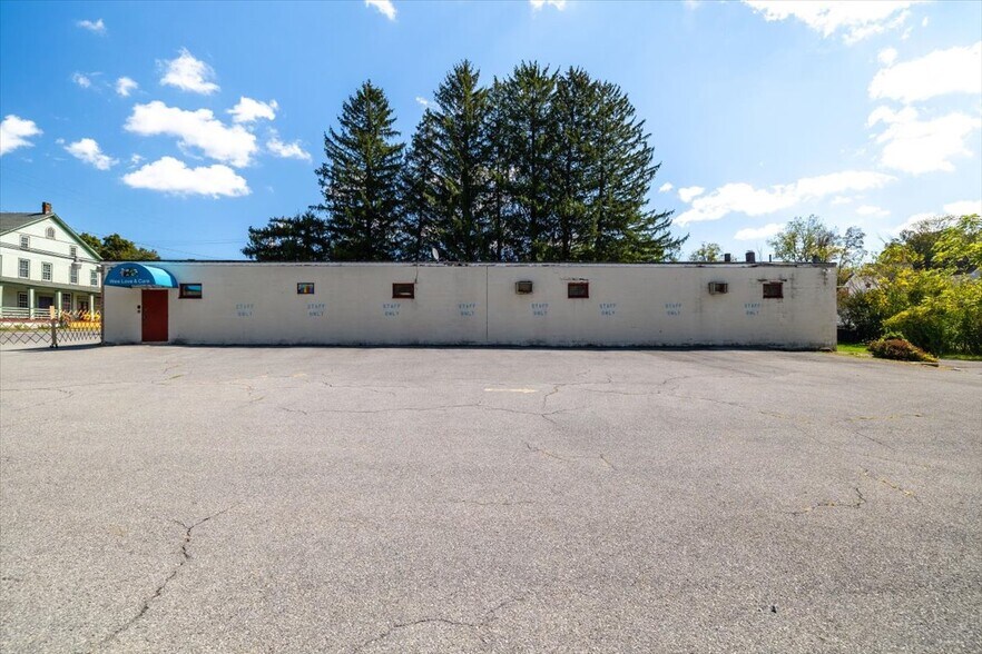 2241 Ridge Rd, Bangor, PA à vendre - Photo principale - Image 1 de 47