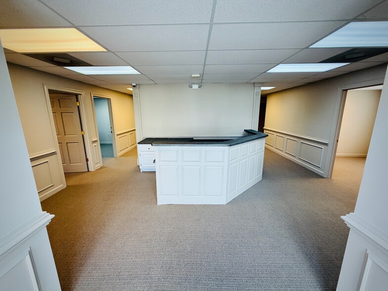 12484c Warwick Blvd, Newport News, VA for lease - Interior Photo - Image 3 of 13