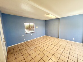 13279 Palm Dr, Desert Hot Springs, CA for lease Interior Photo- Image 2 of 10