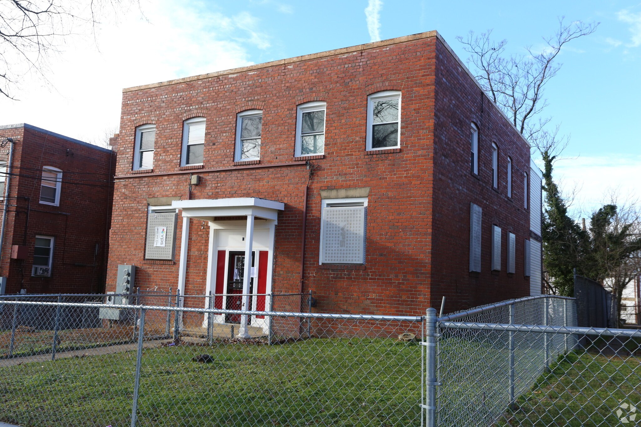 3205 Buena Vista Ter SE, Washington, DC for sale Primary Photo- Image 1 of 5