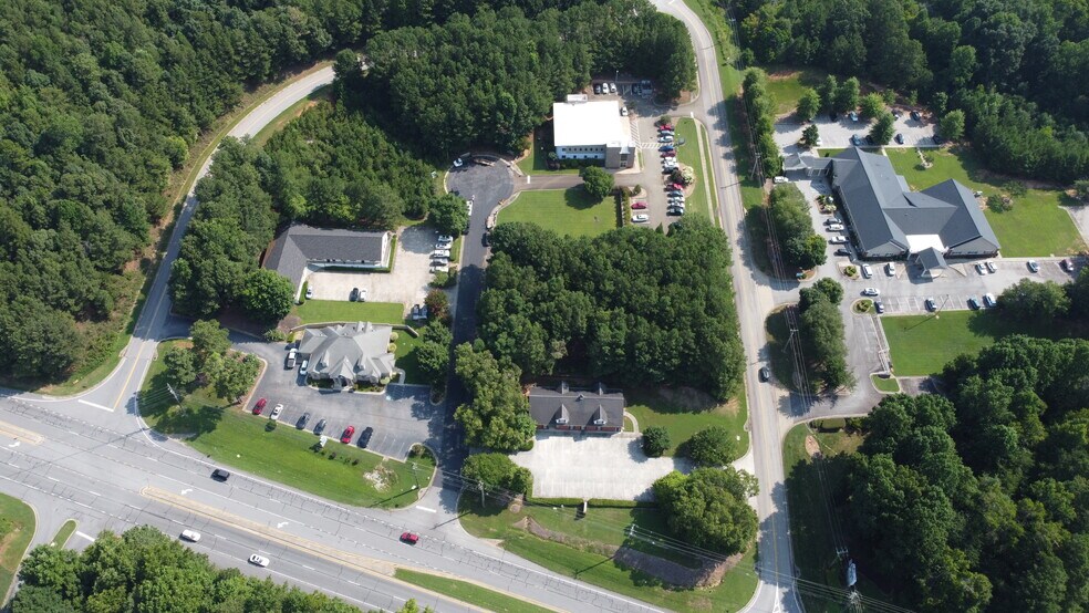 4210 Mundy Mill Pl, Oakwood, GA à vendre - Photo du bâtiment - Image 3 de 7