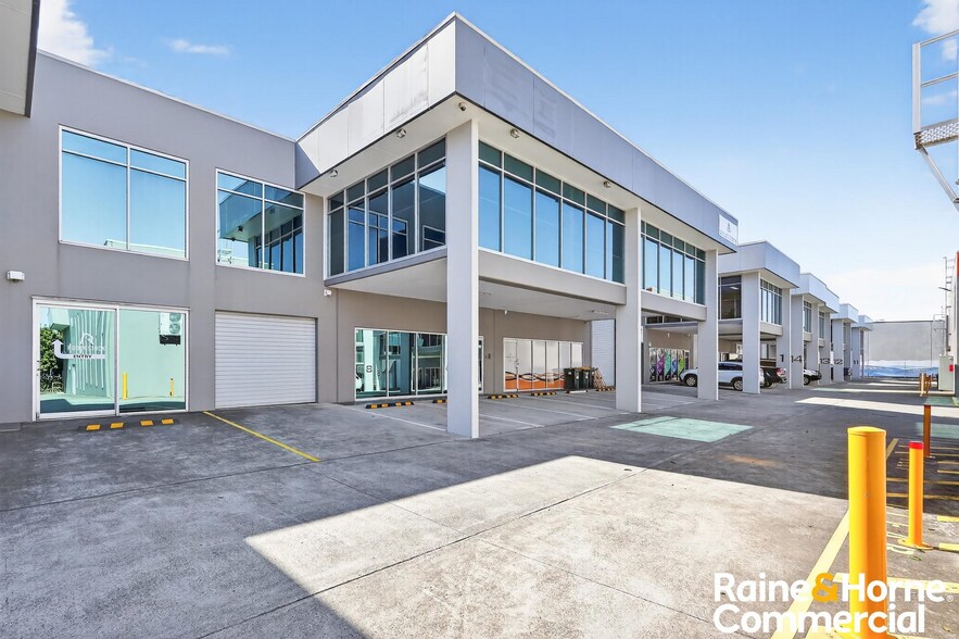 10 Depot St, Brisbane for lease - Primary Photo - Image 1 of 3