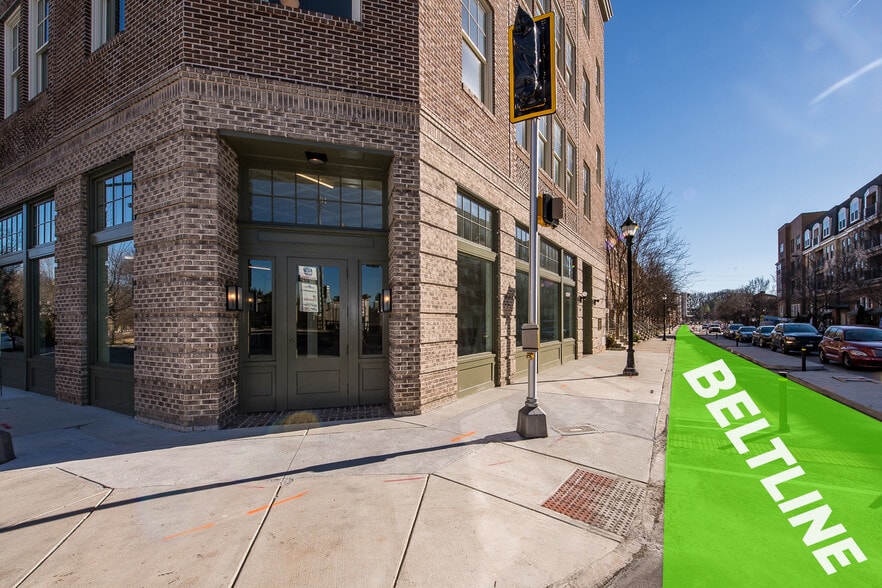 414 Bill Kennedy Way SE, Atlanta, GA à louer - Photo du bâtiment - Image 2 de 10