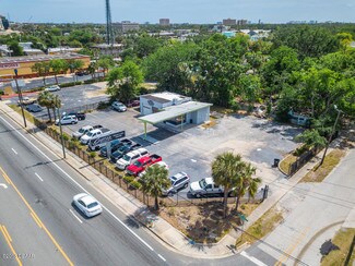 Plus de détails pour 555 W International Speedway Blvd, Daytona Beach, FL - Commerce de détail à vendre