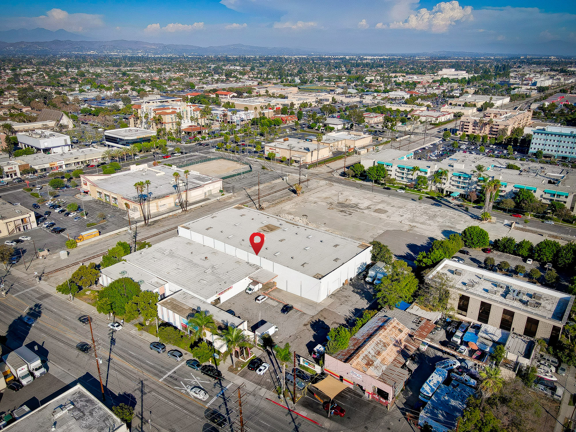 11400 Downey Ave, Downey, CA à vendre Photo du bâtiment- Image 1 de 1