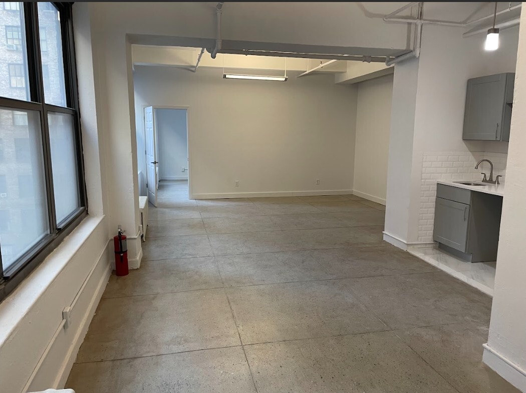 227-229 W 29th St, New York, NY à louer Photo intérieure- Image 1 de 4