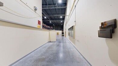 2511 Corporate Way, Palmetto, FL for lease Matterport 3D Scan- Image 1 of 11