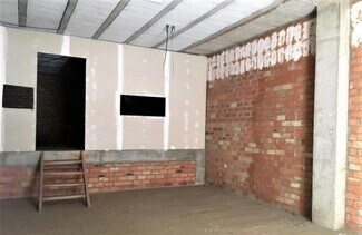 Plus de détails pour Commerce de détail à vendre