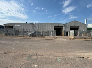 Plus de détails pour 11-12A Hedging Ln, Tamworth - Industriel à louer