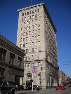 401 Market St, Steubenville, OH for sale - Primary Photo - Image 1 of 3