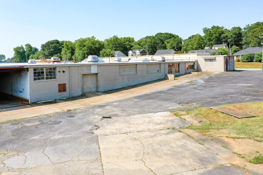 1505 Buncombe Rd, Greenville, SC à vendre - Photo principale - Image 1 de 15