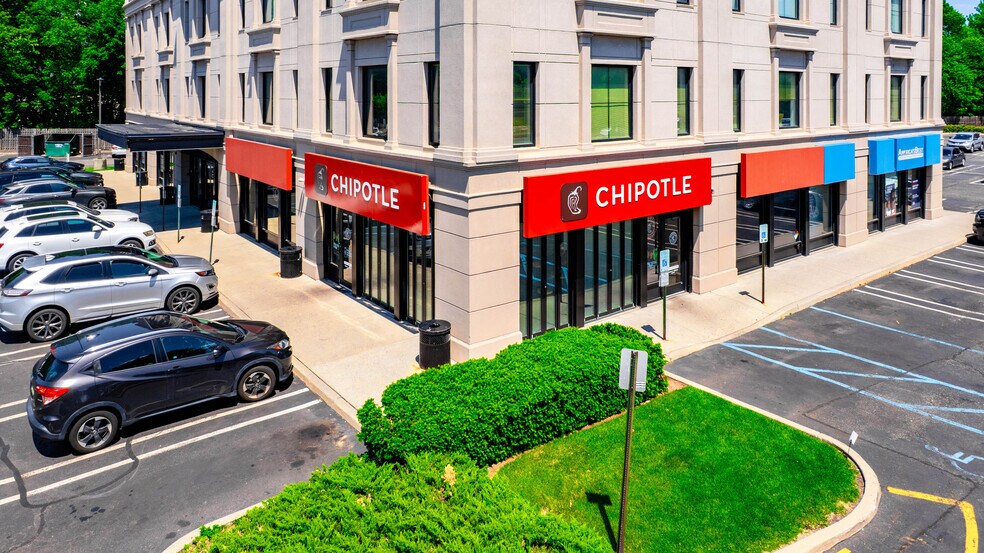 81 E State Rt 4, Paramus, NJ for sale - Building Photo - Image 2 of 10
