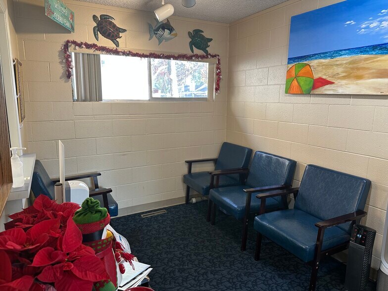 227-229 C St, Davis, CA à vendre - Photo du bâtiment - Image 3 de 13