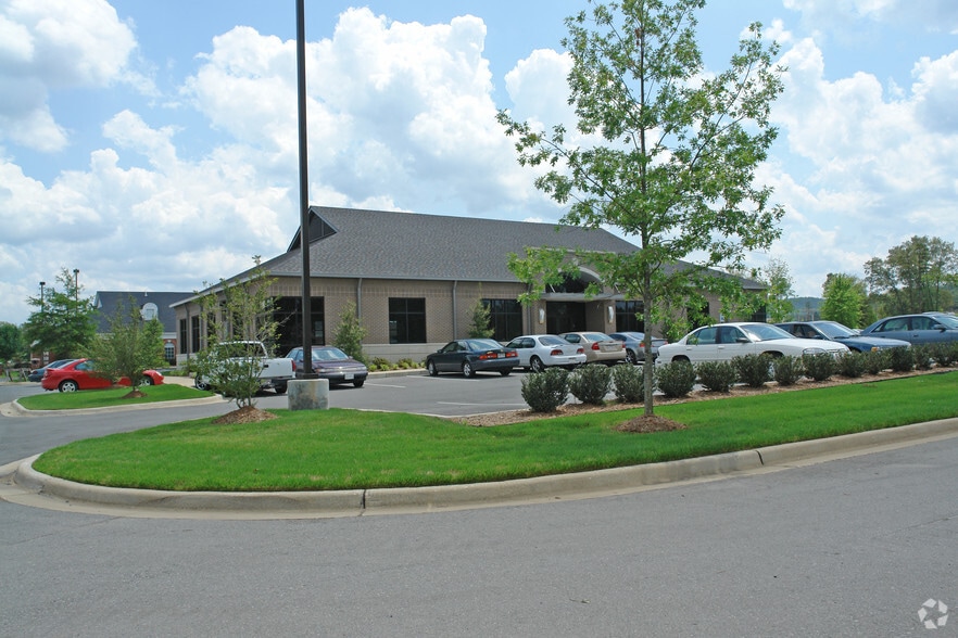 6321 Ranch Dr, Little Rock, AR for sale - Building Photo - Image 2 of 5