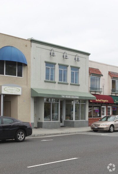 542 El Camino Real, San Carlos, CA à louer - Photo du bâtiment - Image 3 de 11
