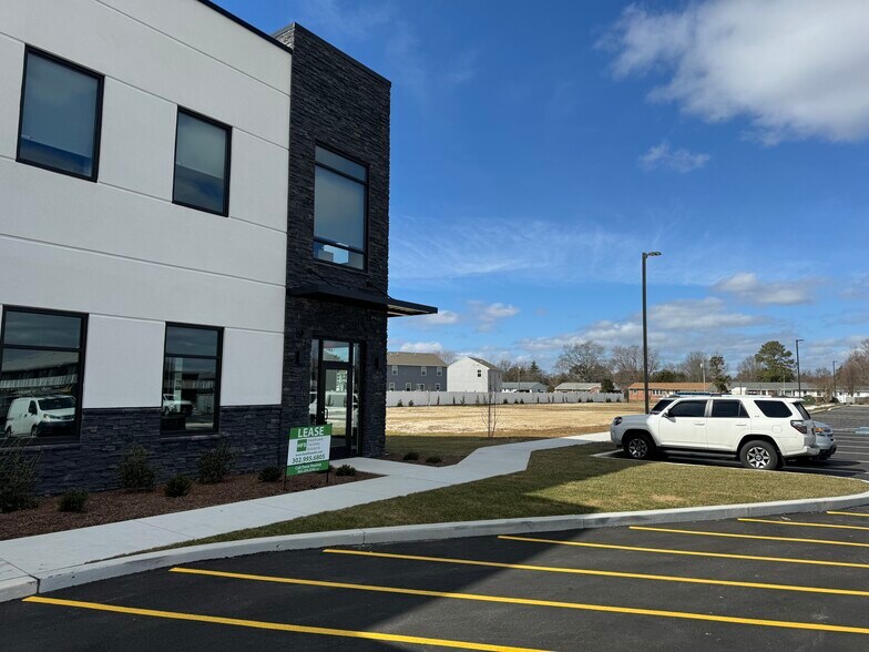 395 Old Landing Rd, Millsboro, DE à louer - Photo du bâtiment - Image 2 de 13