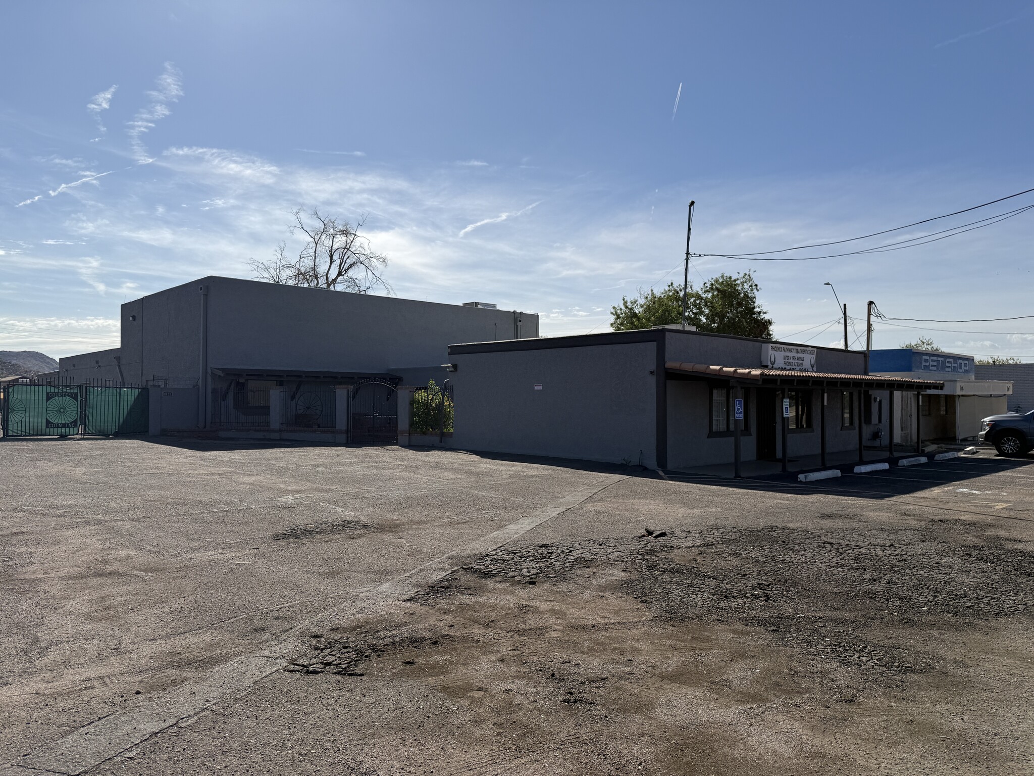 10729 N 19th Ave, Phoenix, AZ for lease Primary Photo- Image 1 of 19