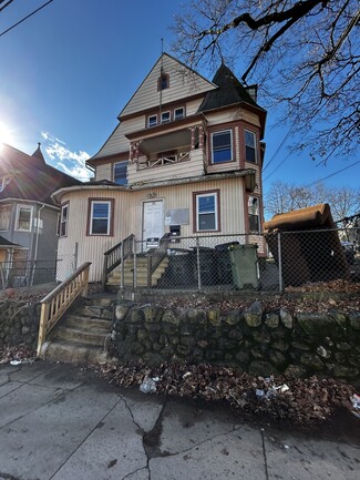 More details for 193 Willow St, Waterbury, CT - Multifamily for Sale