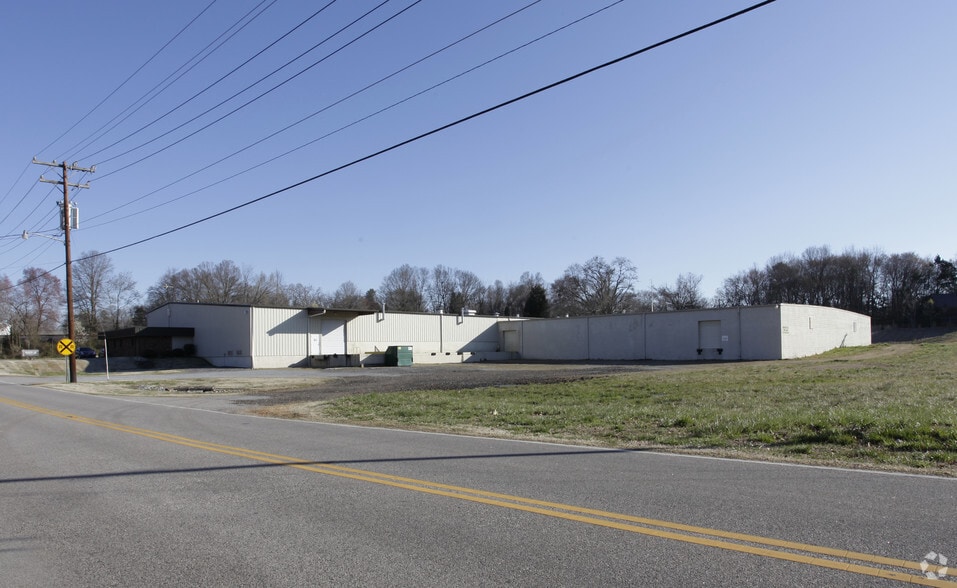 124 N Charleston St, Blacksburg, SC for sale - Primary Photo - Image 1 of 105