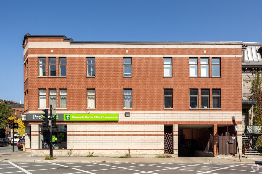 800-810 Rue Ontario E, Montréal, QC for lease - Building Photo - Image 3 of 3