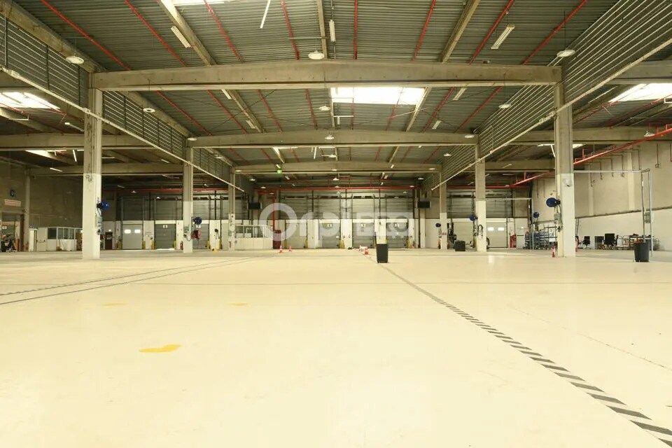 Office in Vénissieux for lease Interior Photo- Image 1 of 24