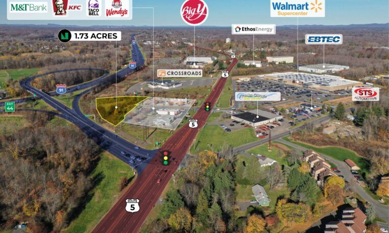 39 Prospect Hill Rd, East Windsor, CT à vendre - Photo du bâtiment - Image 2 de 6