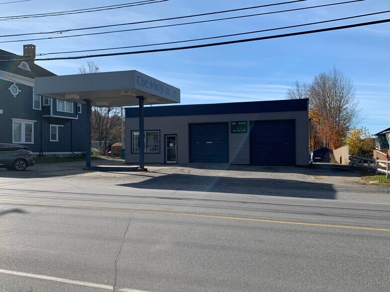 29 Main St, Limerick, ME à vendre - Photo du bâtiment - Image 3 de 12