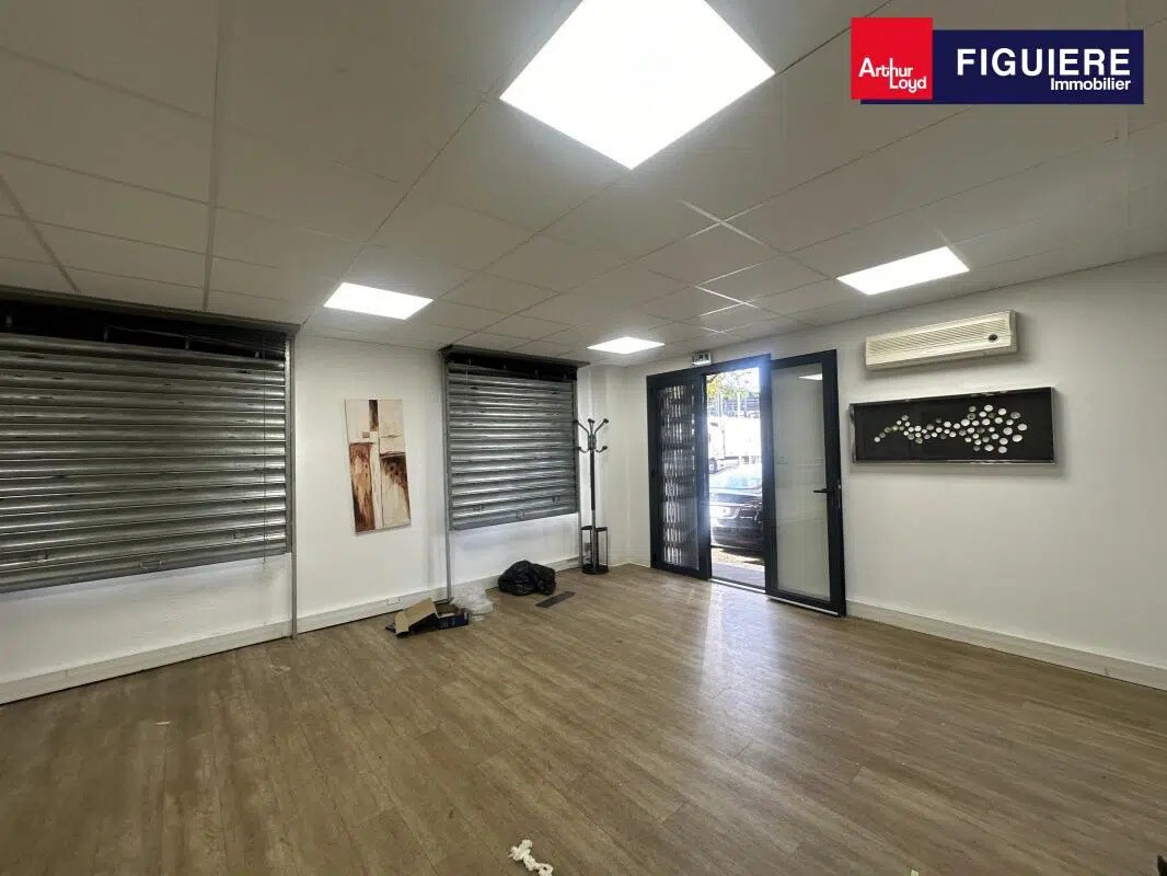 5 Voie D'Angleterre, Vitrolles à louer Photo du bâtiment- Image 1 de 7