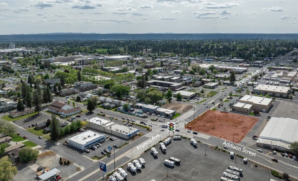 451 E Francis Ave, Spokane, WA à louer - Photo du bâtiment - Image 1 de 1