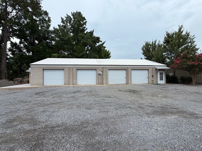 114 Farm Rd, Summerville, SC for lease - Building Photo - Image 2 of 3