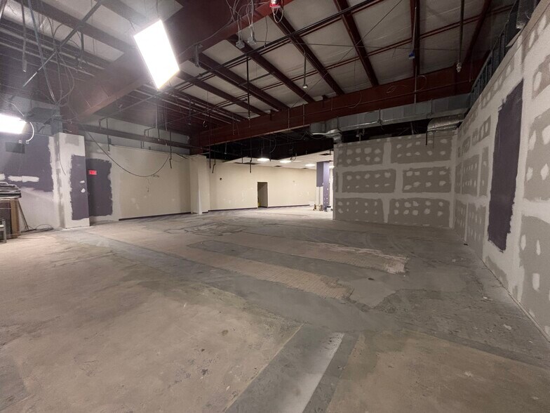 920 Lafayette Rd, Seabrook, NH à louer - Photo du bâtiment - Image 3 de 13