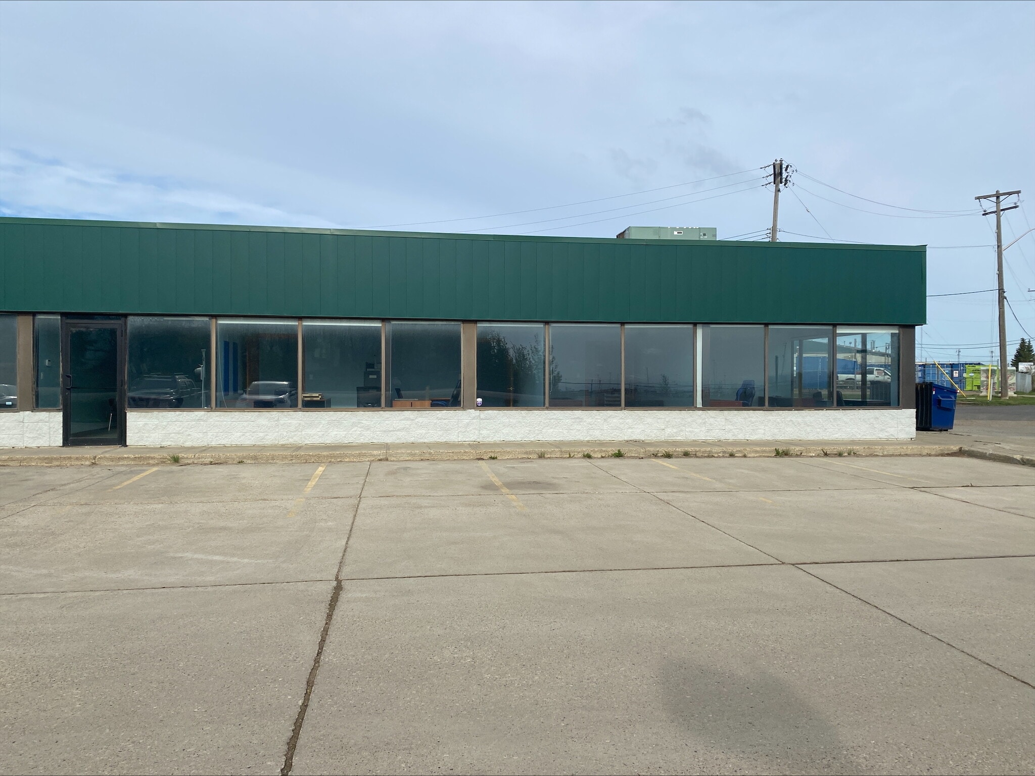 12834 163 St NW, Edmonton, AB for lease Building Photo- Image 1 of 5