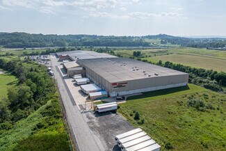 Plus de détails pour 322 Revco Rd, Somerset, PA - Industriel à vendre
