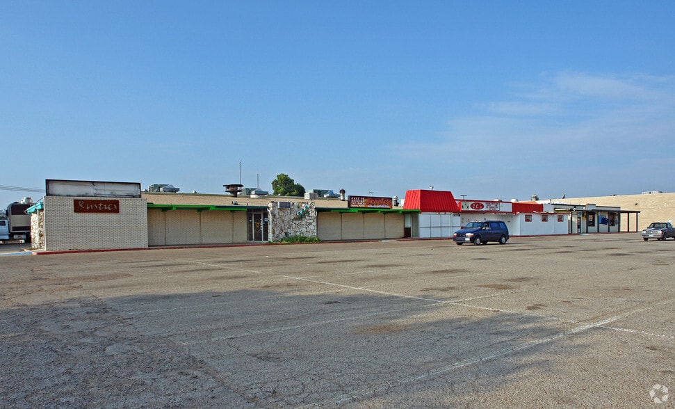 5001 Avenue Q, Lubbock, TX for sale - Building Photo - Image 2 of 2
