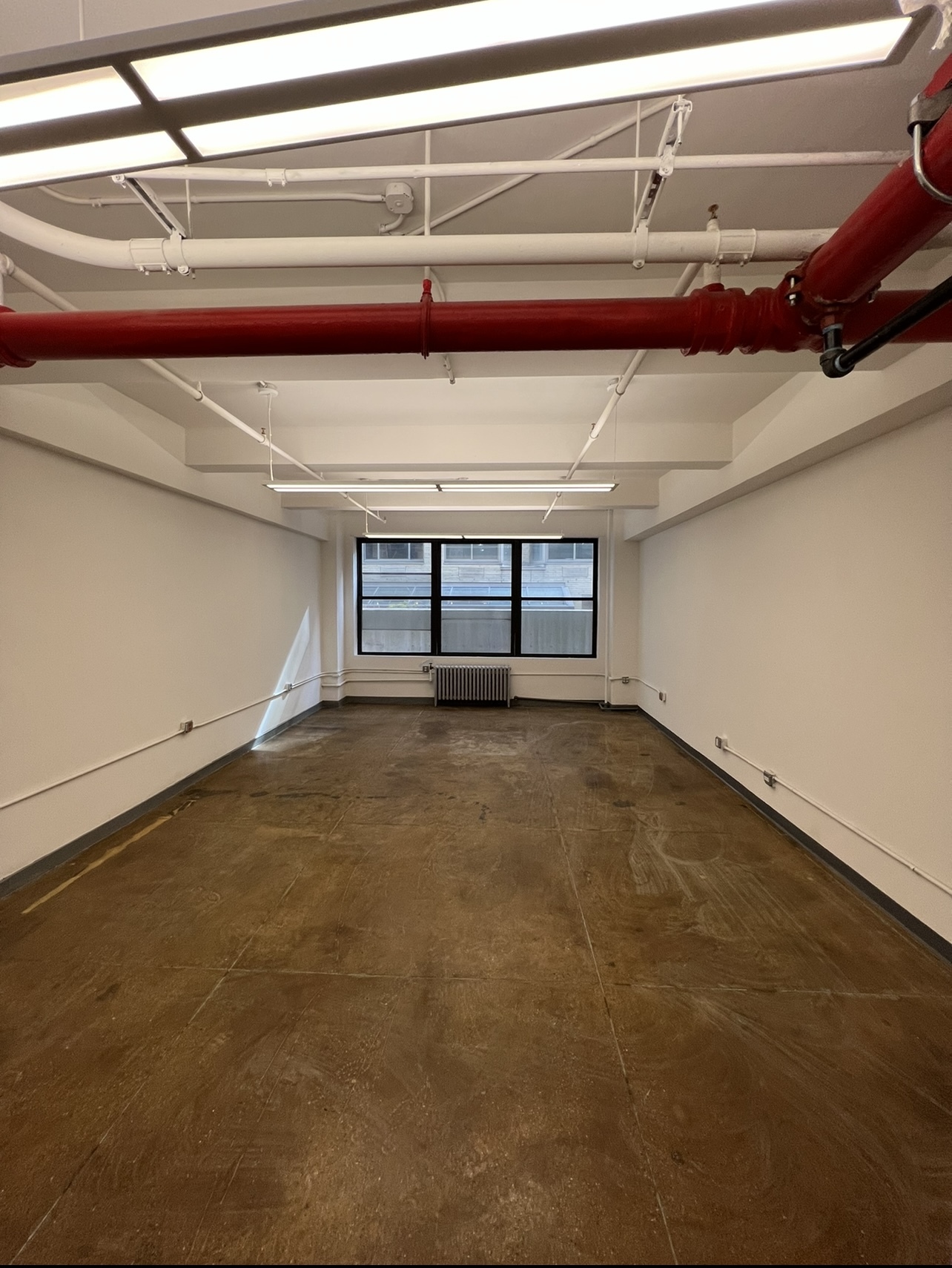 330 W 38th St, New York, NY for lease Interior Photo- Image 1 of 2