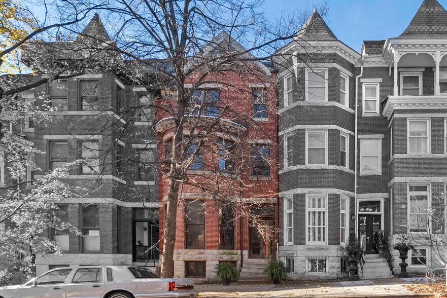 2120 Bolton St, Baltimore, MD à vendre - Photo principale - Image 1 de 28