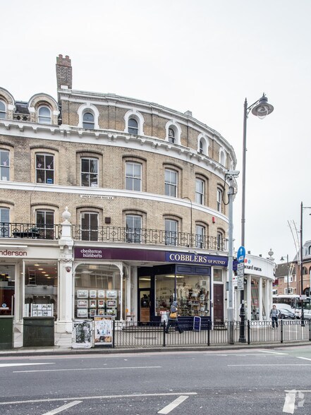 153 Upper Richmond Rd, Londres à louer - Photo du bâtiment - Image 2 de 6