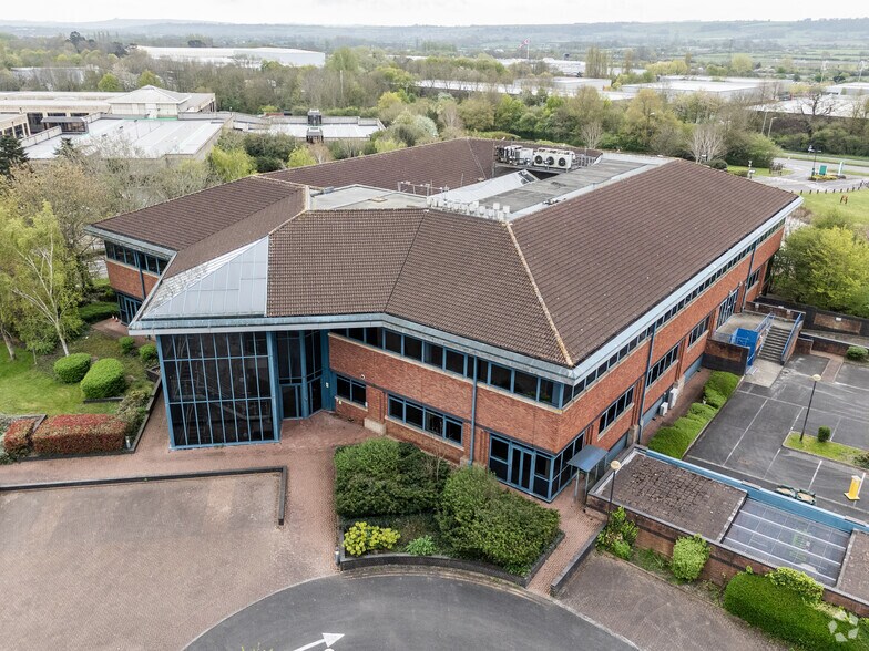 Windmill Business Park, Swindon à louer - Aérien - Image 2 de 3