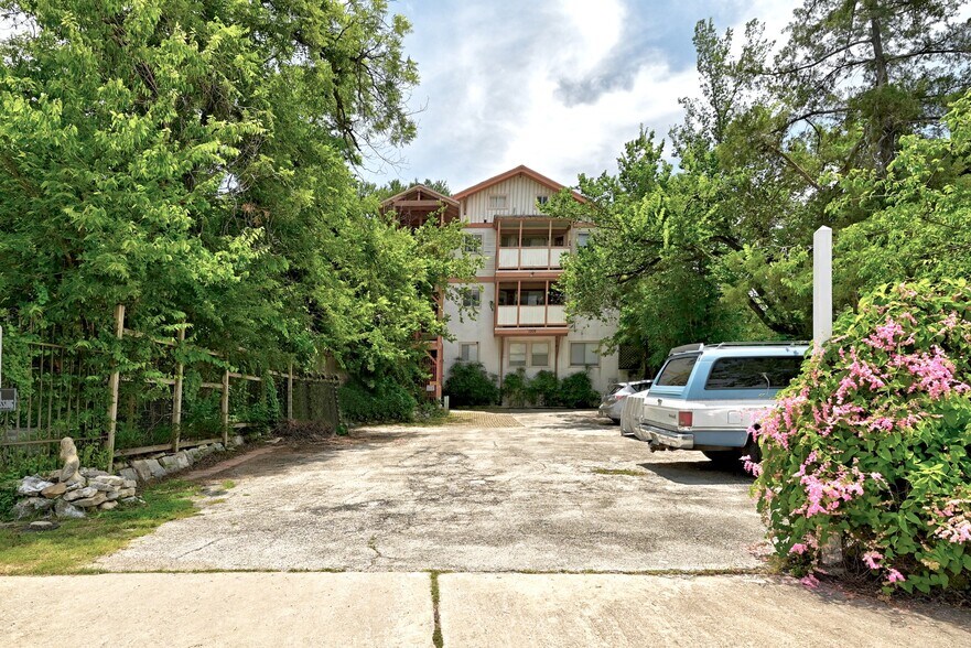 1009 E 16th St, Austin, TX à vendre - Photo du bâtiment - Image 1 de 9