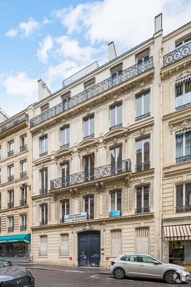 49 Rue Galilée, Paris à louer - Photo du bâtiment - Image 2 de 5