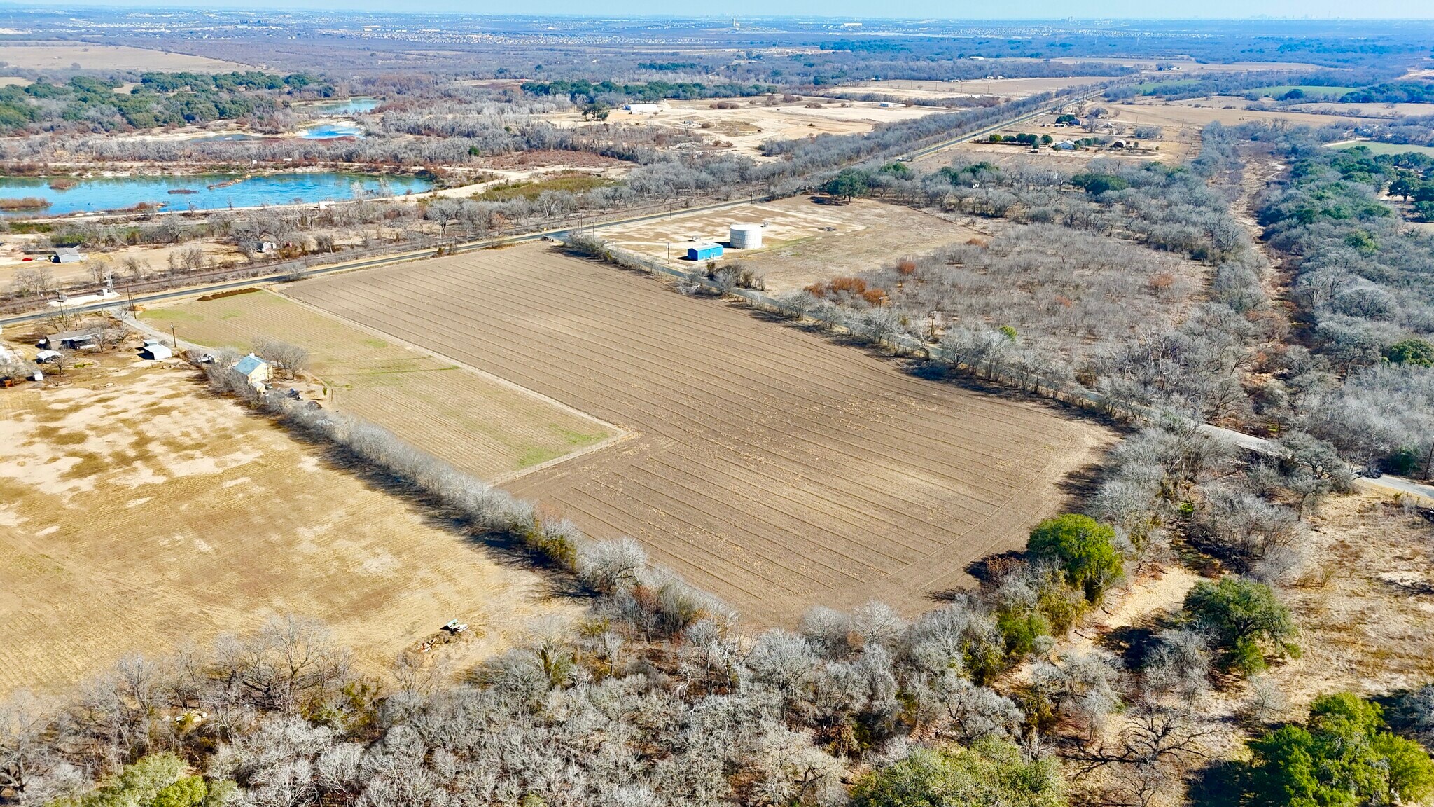 13310 Macdona Lacoste Rd, Atascosa, TX for sale Primary Photo- Image 1 of 17