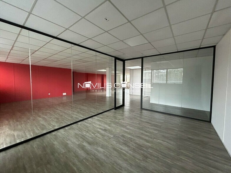 Office in Toulouse for lease - Interior Photo - Image 2 of 6