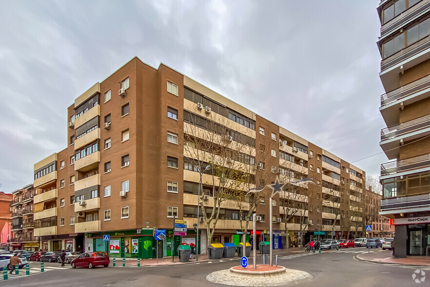 Multi-résidentiel dans Alcalá De Henares, MAD à vendre - Photo principale - Image 1 de 1